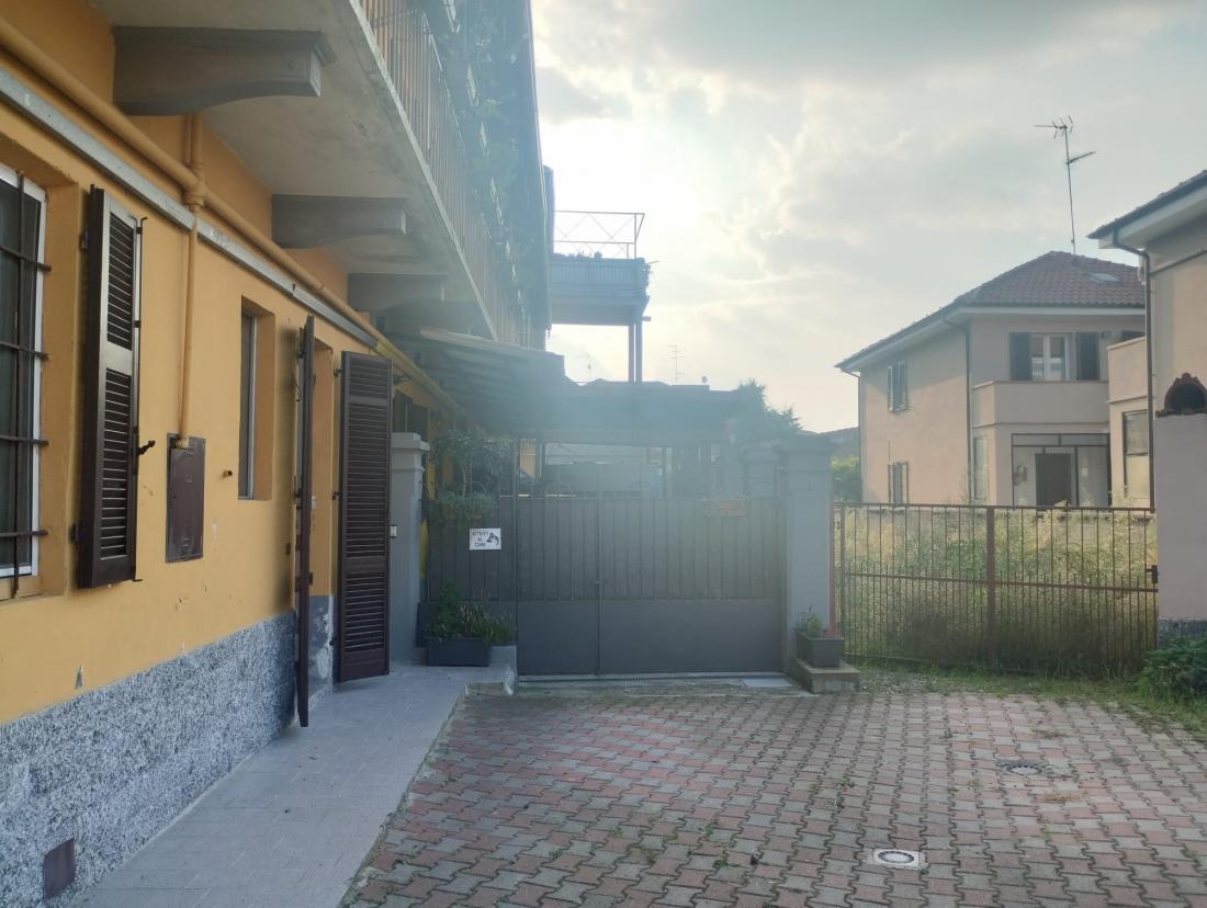 4 locali + doppi servizi 